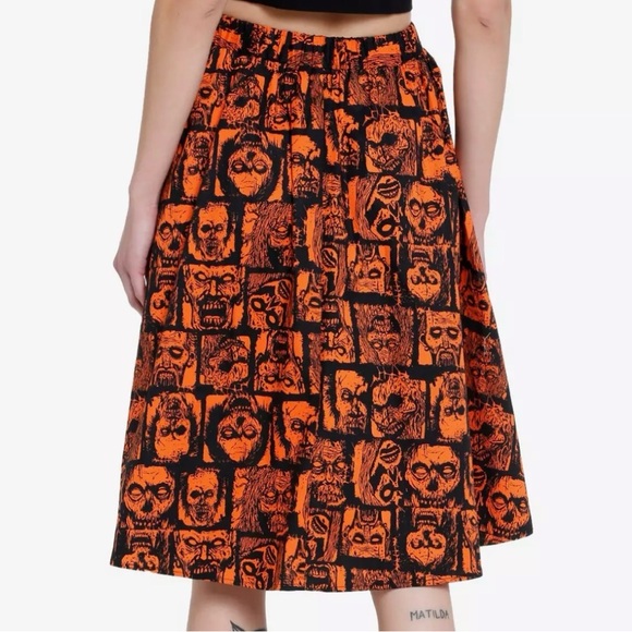 NWT Hot Topic Social Collision Zombie Grid Retro Skirt small - Picture 2 of 2